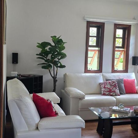 Casa Proximo Ao Centro Agradavel E Inteligente Villa Poços de Caldas Eksteriør bilde